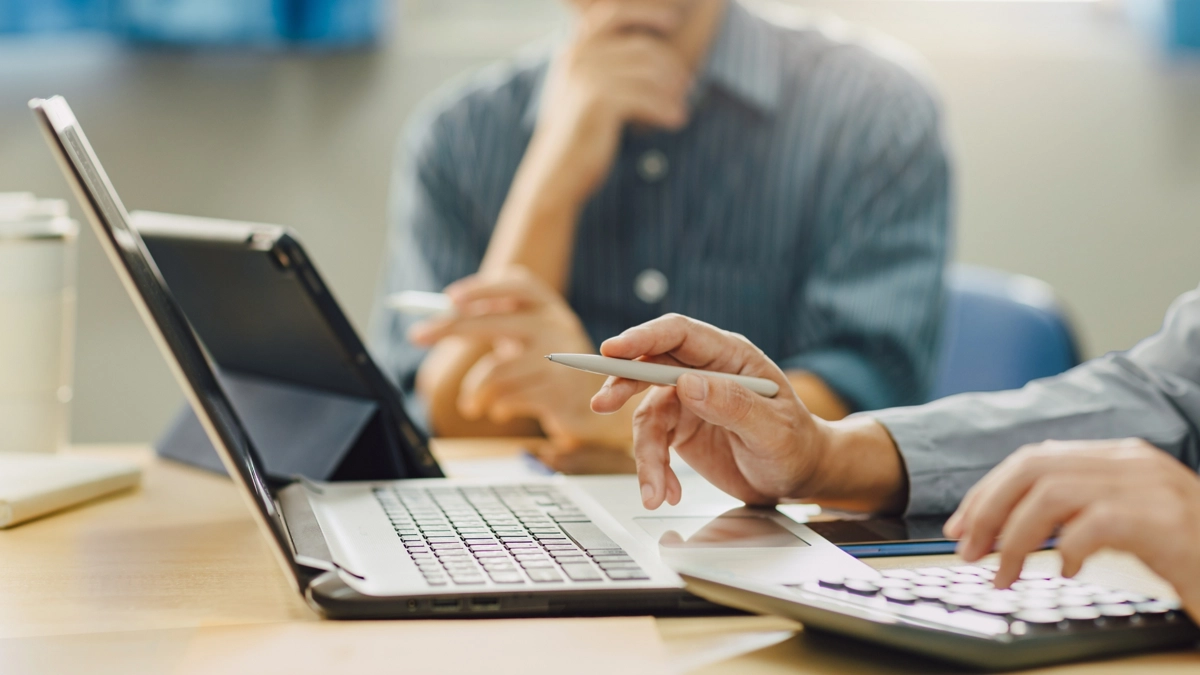 Fluxo de caixa consciente, vivendo além do orçamento rígido