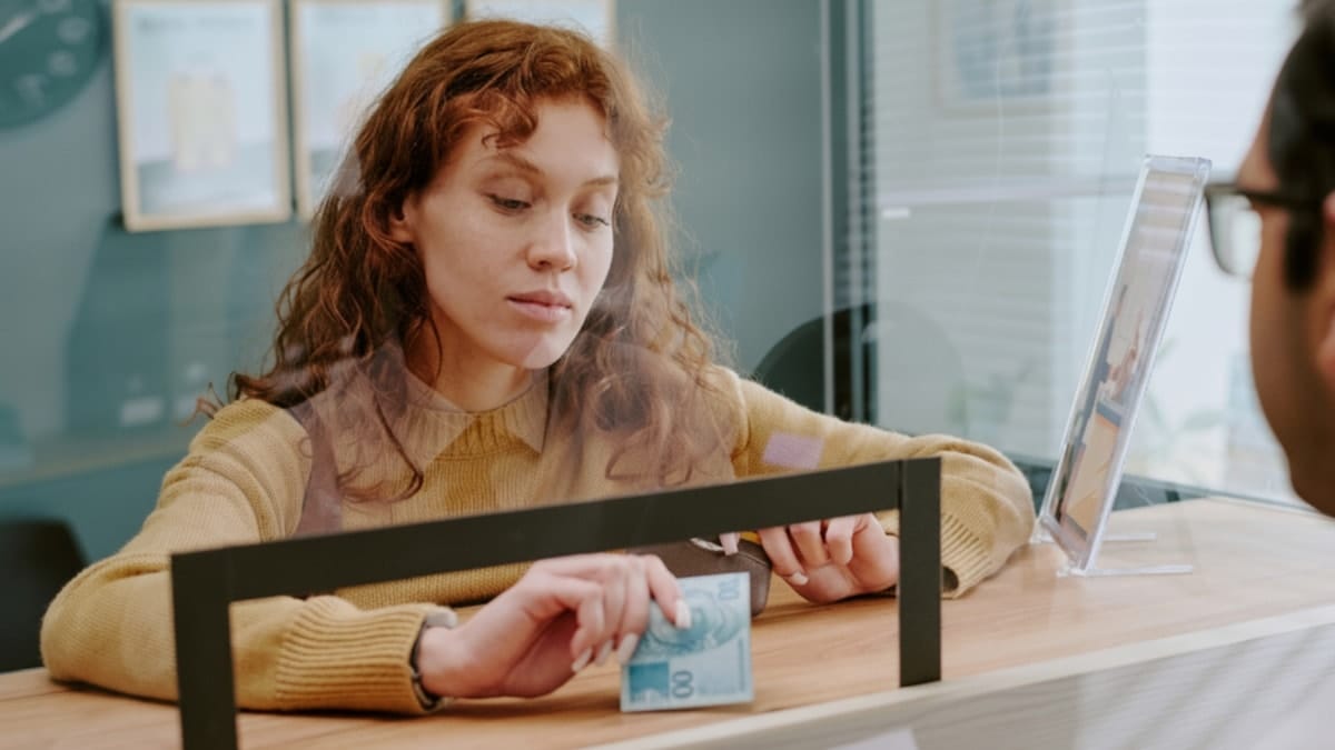 Lotéricas abrem hoje Saiba como confirmar o funcionamento em feriados