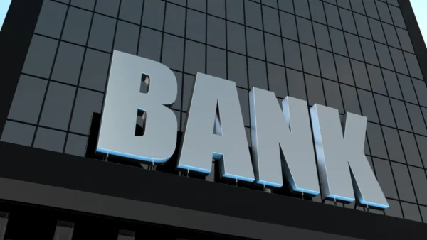 Horário de funcionamento dos bancos hoje: Bradesco, Itaú e lotéricas em dias úteis e feriados