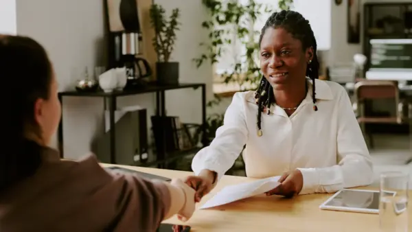 Quanto custa contratar um funcionário no Brasil Salários, encargos e impostos explicados