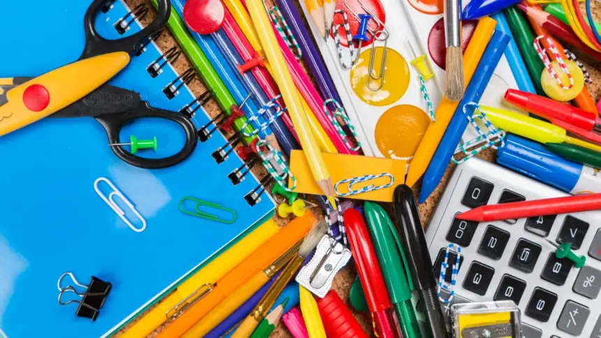 Como economizar na compra de material escolar na volta às aulas