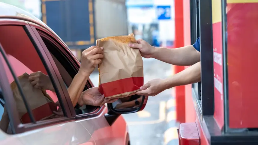 Franquia do McDonald's: saiba quanto custa e se vale a pena investir